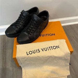 Black with LV Damier print.